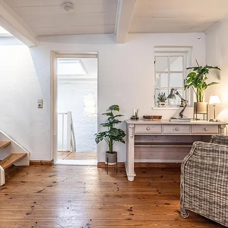 Fewo1846 - Kaete-lassen-huus - Uriges Haeuschen Auf 3 Ebenen Mit Dachterrasse Am Hafen 플렌스부르크