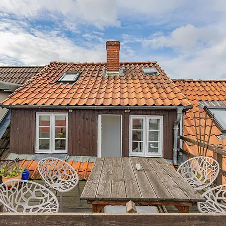Ferienhaus Fewo1846 - Kaete-lassen-huus - Uriges Häuschen Auf 3 Ebenen Mit Dachterrasse Am Hafen *