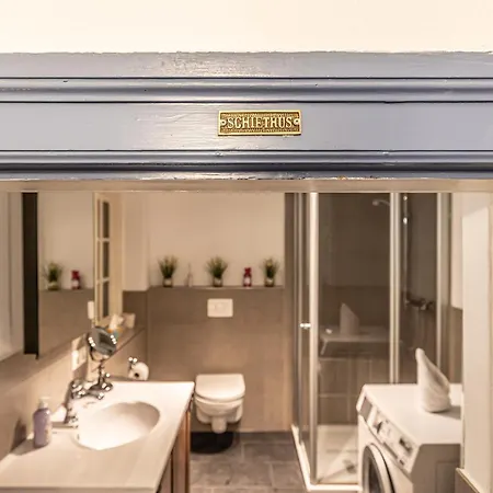 Fewo1846 - Kaete-lassen-huus - Uriges Haeuschen Auf 3 Ebenen Mit Dachterrasse Am Hafen * 플렌스부르크