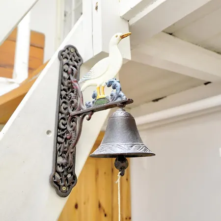 Fewo1846 - Kaete-lassen-huus - Uriges Kapitaenshaeuschen Auf 3 Ebenen Mit Dachterrasse Am Hafen Vakantiehuis