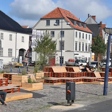 Fewo1846 - Kaete-lassen-huus - Uriges Häuschen Auf 3 Ebenen Mit Dachterrasse Am Hafen Ferienhaus