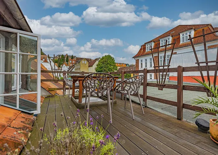 Fewo1846 - Kaete-lassen-huus - Uriges Haeuschen Auf 3 Ebenen Mit Dachterrasse Am Hafen * Фленсбург