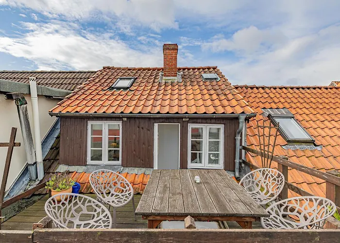 Дом отдыха Fewo1846 - Kaete-lassen-huus - Uriges Haeuschen Auf 3 Ebenen Mit Dachterrasse Am Hafen *